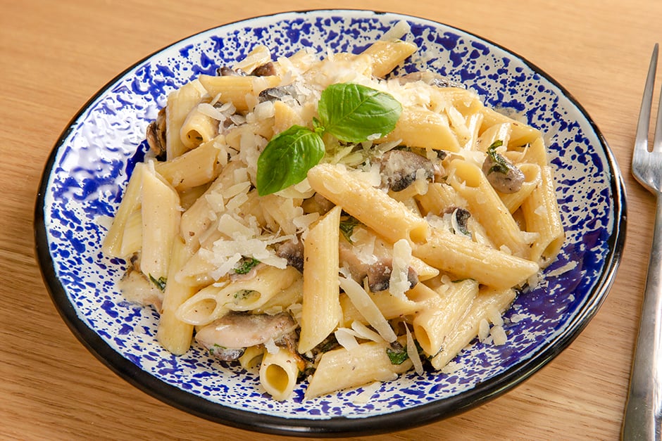 Kremalı Man. Penne